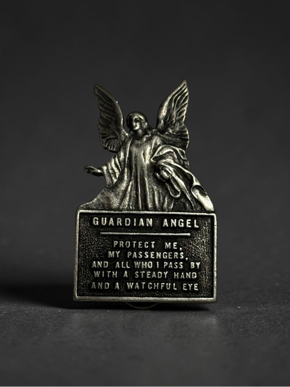 🫶🏻 Guardian Angel Pewter Driving Visor Clio
